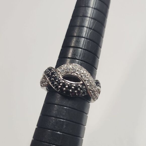 Modern ADI Black Clear CZ Twisted Sterling Silver Plated Band Size 8.75 - Picture 1 of 3